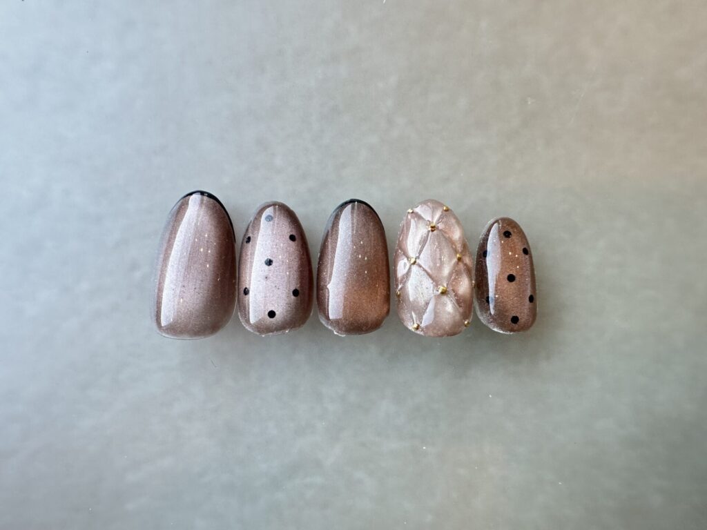 12月スタッフおすすめアート#2025